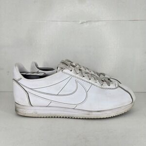 Nike Classic Cortez Womens Size 9.5 US White Leather Casual Sneakers 807471-102